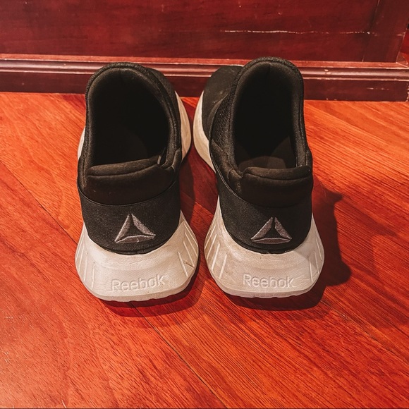 Reebok athletic shoes - Picture 4 of 4